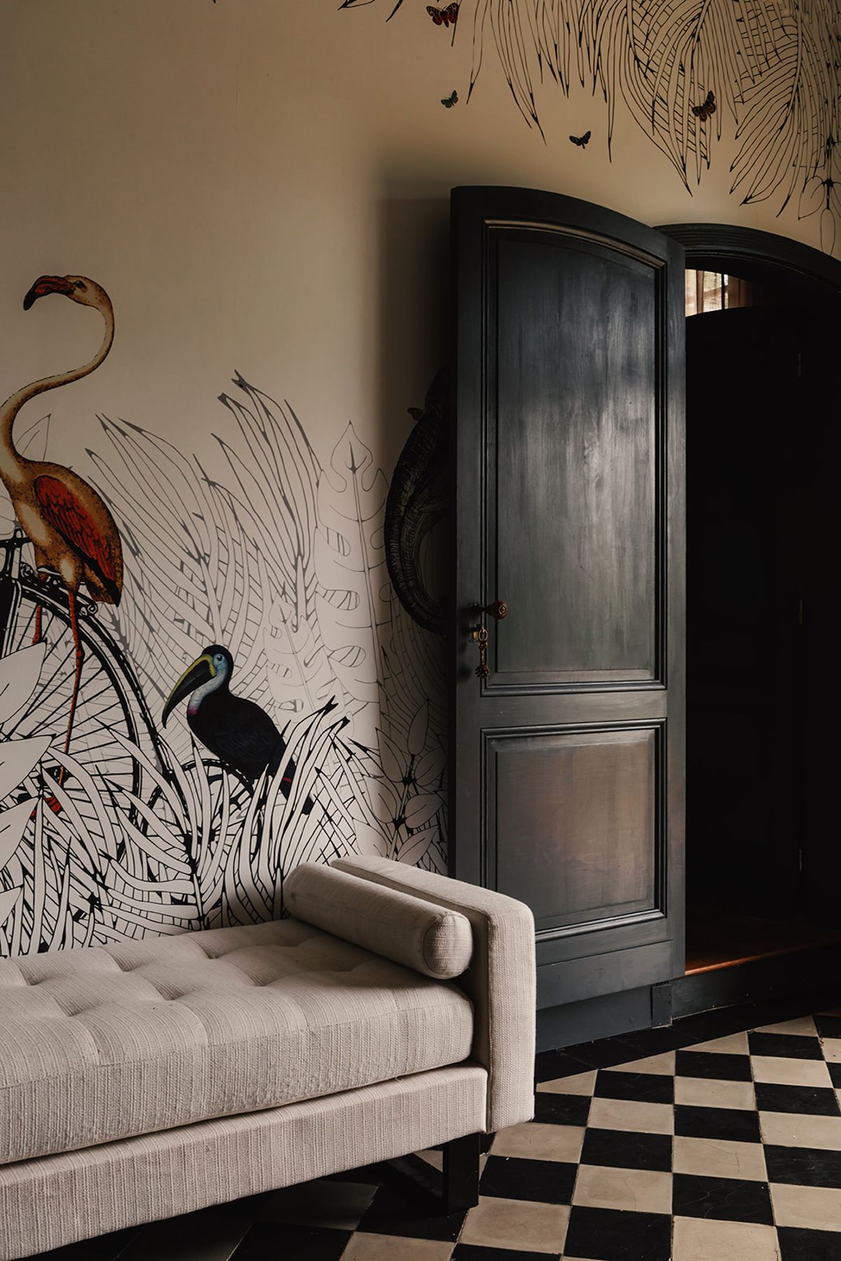 Château de Beaulieu — Corridor — mural wallpaper
