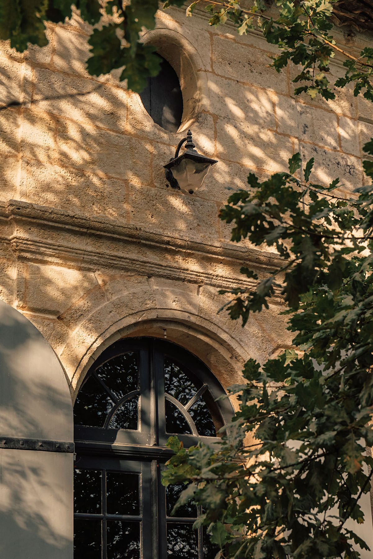 Château de Beaulieu — Facade — architectural detail