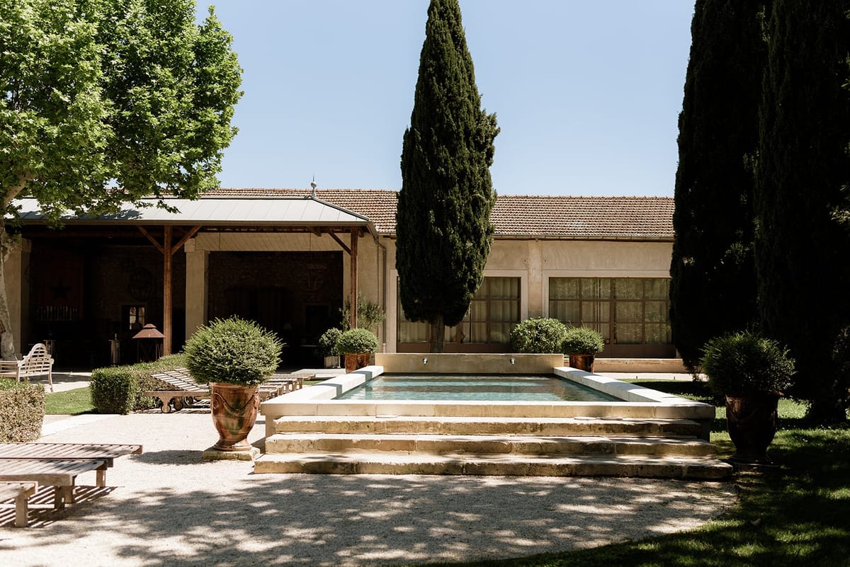 Mas D'Arvieux courtyard and colonnade terrace in daylight