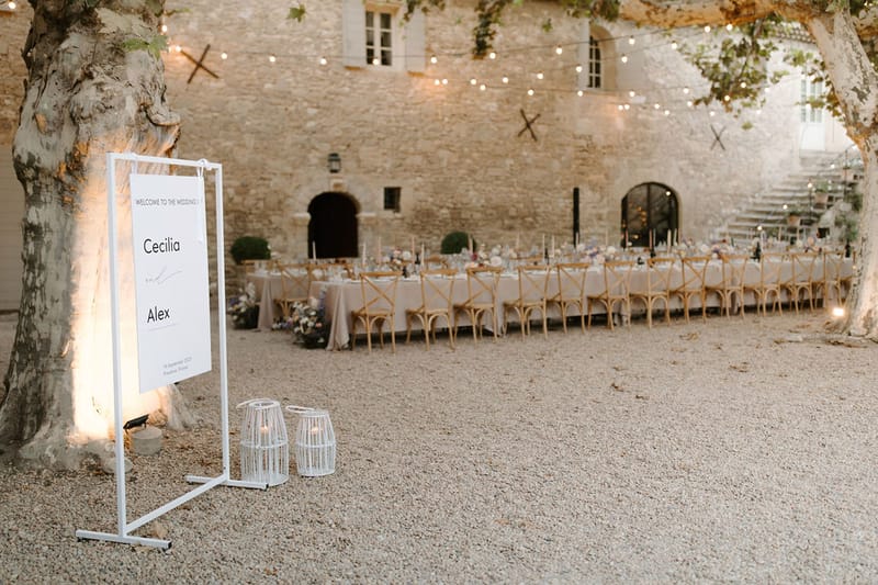 Wedding reception table setting
