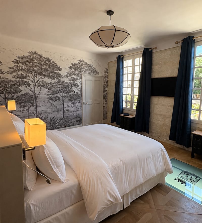 A guest bedroom within the château