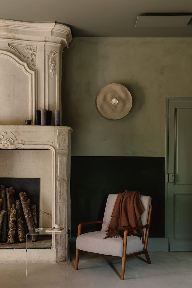 Château de Beaulieu — Bedroom — antique bookcase, ensuite glimpse