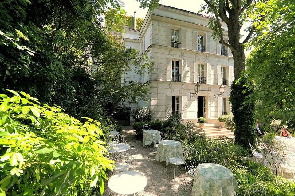 Montmartre private mansion - Luxury Hotels Paris best luxury hotels in paris