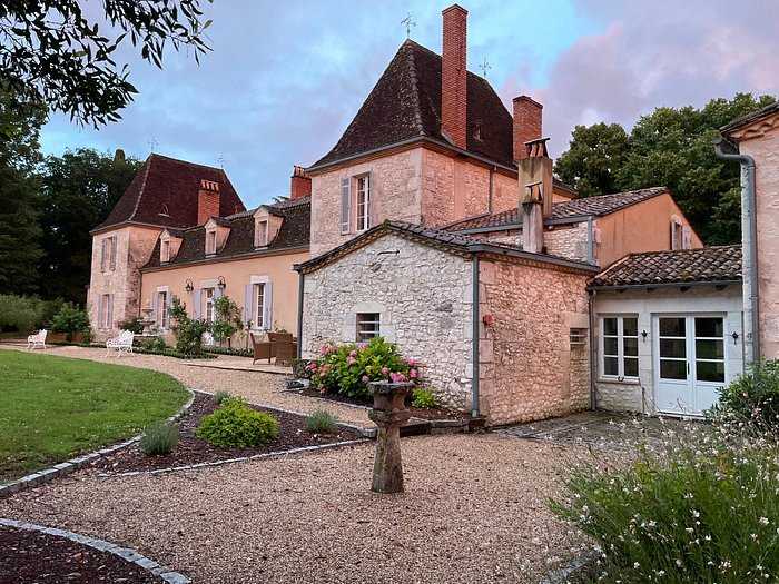 French wedding venue Dordgogne Chateau Lacanaud