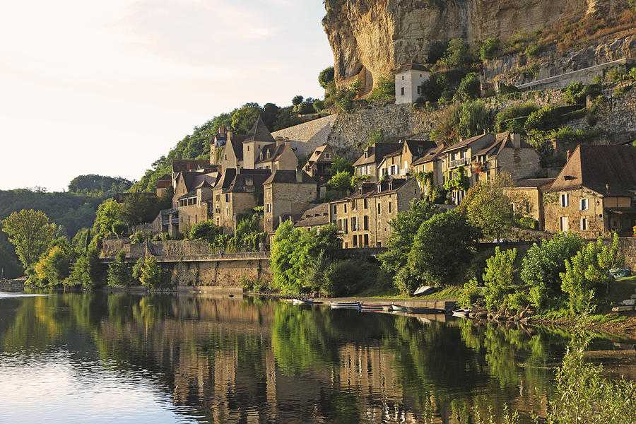 beynac et cazenac in dordogne valley dordogne france french wedding venue