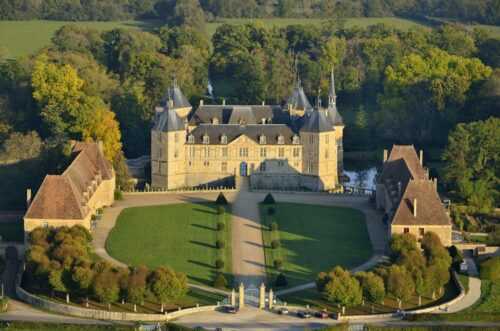 Top 10 Burgundy wedding venues [Updated 2023]