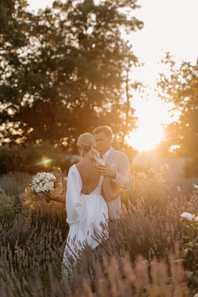 chateau mas de montet frances mary sales wedding photographer 026