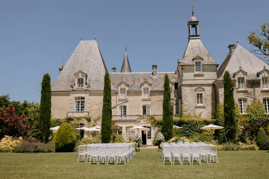 chateau mas de montet frances mary sales wedding photographer 084