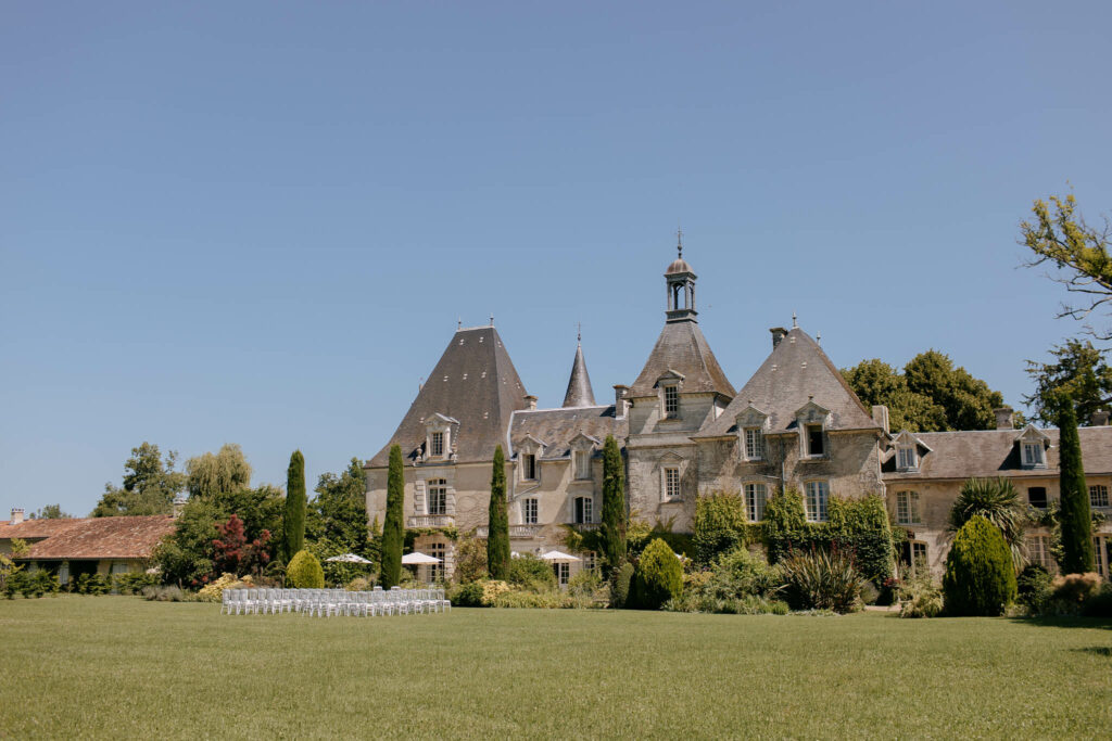 chateau mas de montet frances mary sales wedding photographer 100