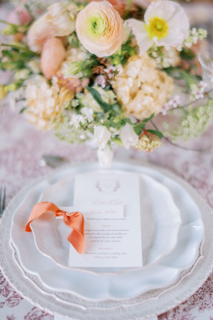 peach wedding theme