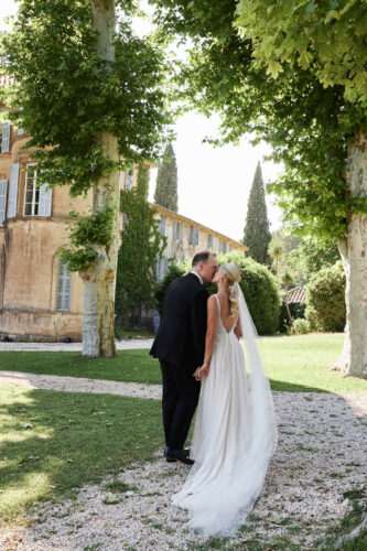 chateau de robernier loulou memphis photographer french wedding style 39