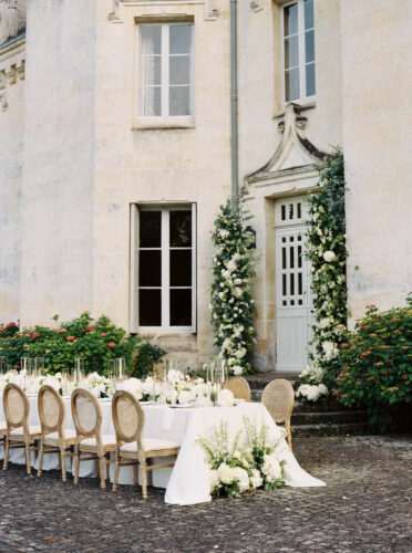 chateau le petit verdu x sarah lord photographer french wedding style 22