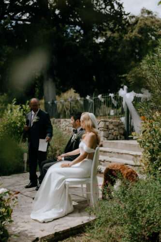 chateau les crostes lola gilbert photography french wedding style 38