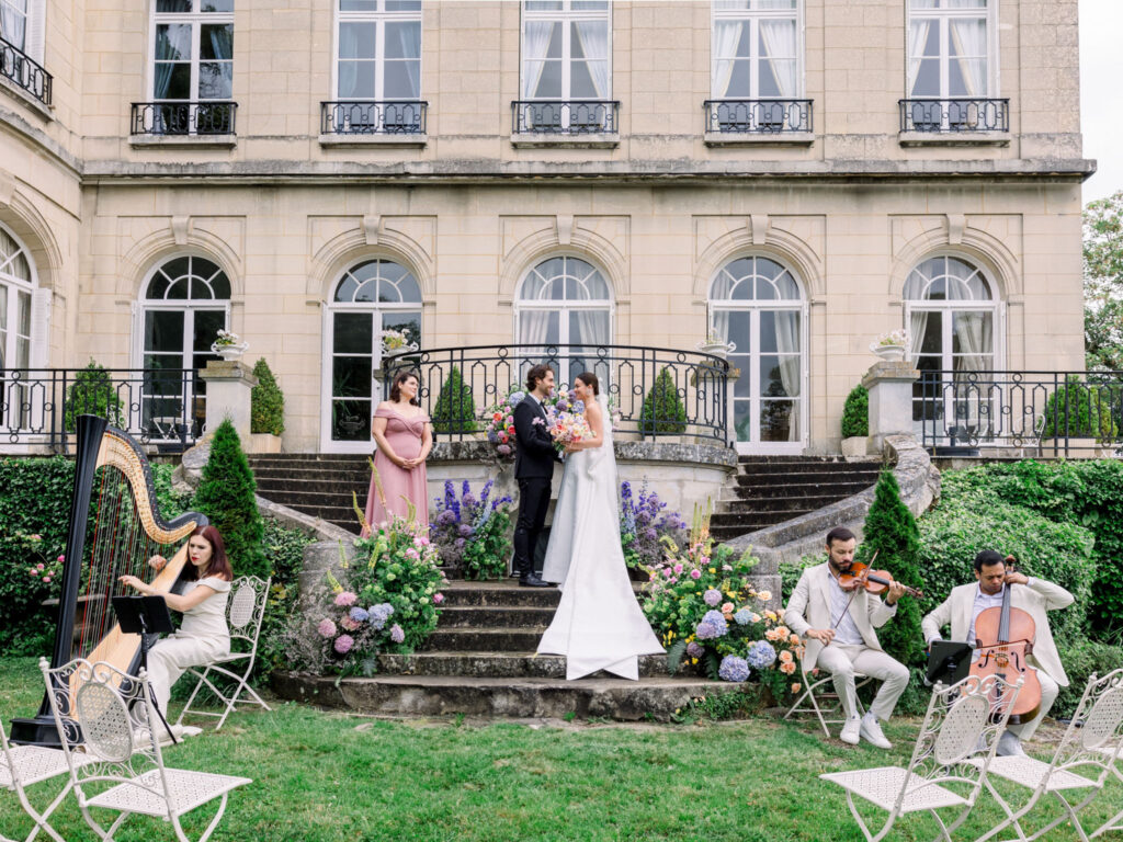 Château du Prieuré d’Evecquemont aude luce photographe french wedding style 44