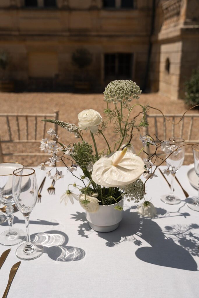 de la valouze a.bukowska white anthurium flower centerpiece