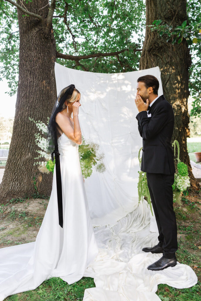 domaine de lamanon ivory romance roxane nicolas french wedding style bride groom reveal garden white background trees