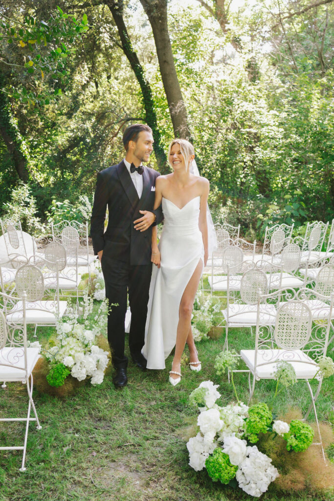 domaine de lamanon ivory romance roxane nicolas french wedding style bride groom walking aisle