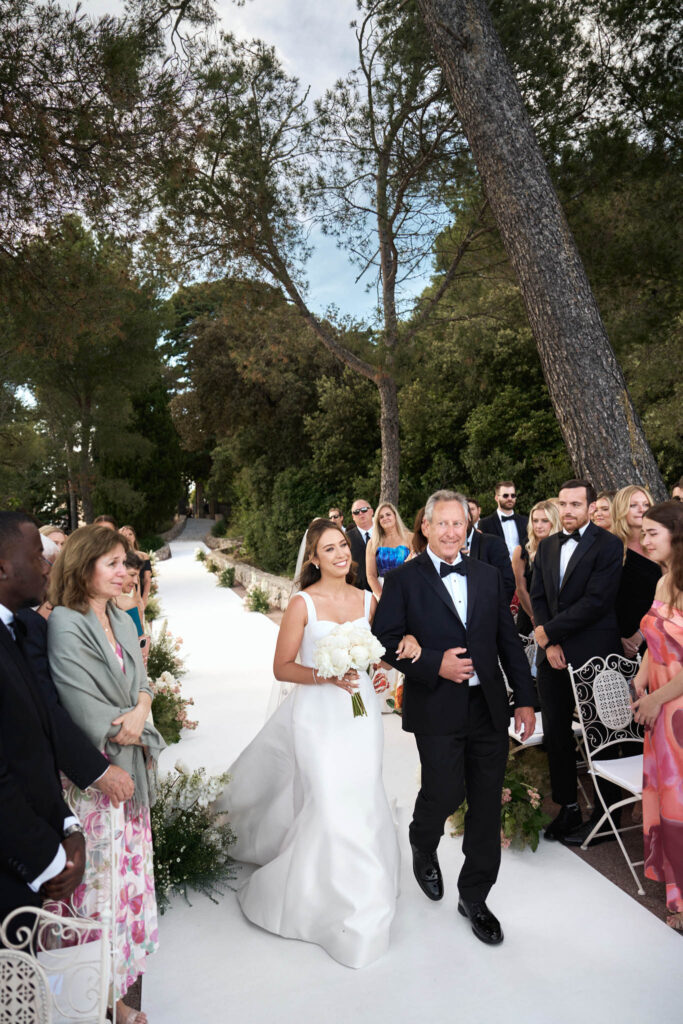 domaine du mont leuze vadim fasij french wedding style bride father of the bride walking white aisle