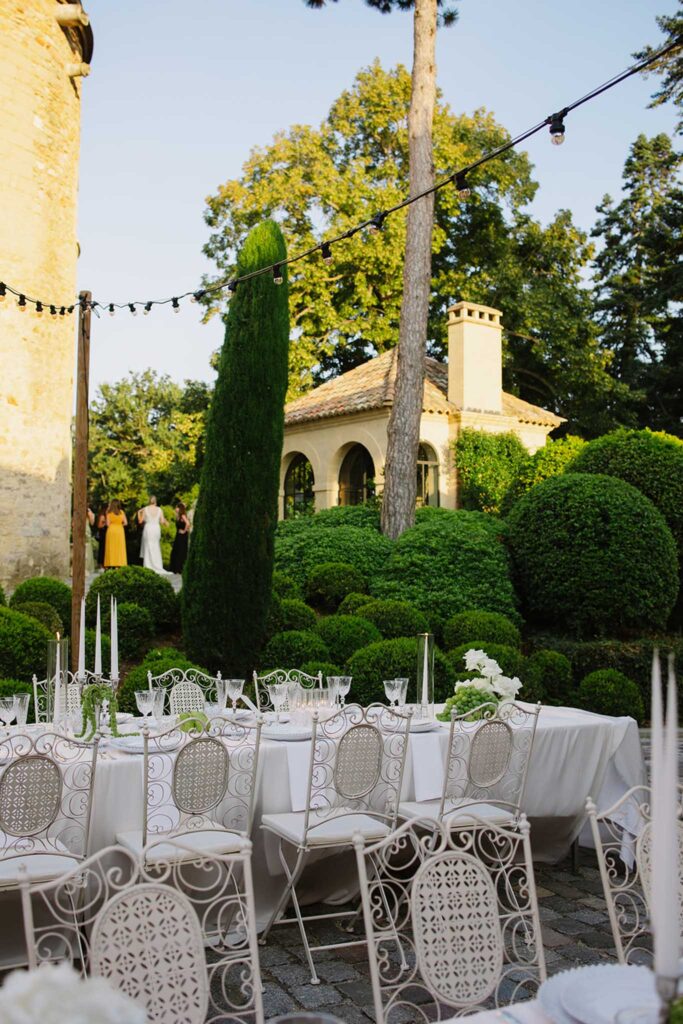 fontarech coveproduction garden reception vintage steel chairs