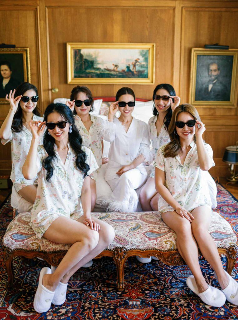 Bastide de Gorde Despinoy bride bridesmaid pajama black shades bed