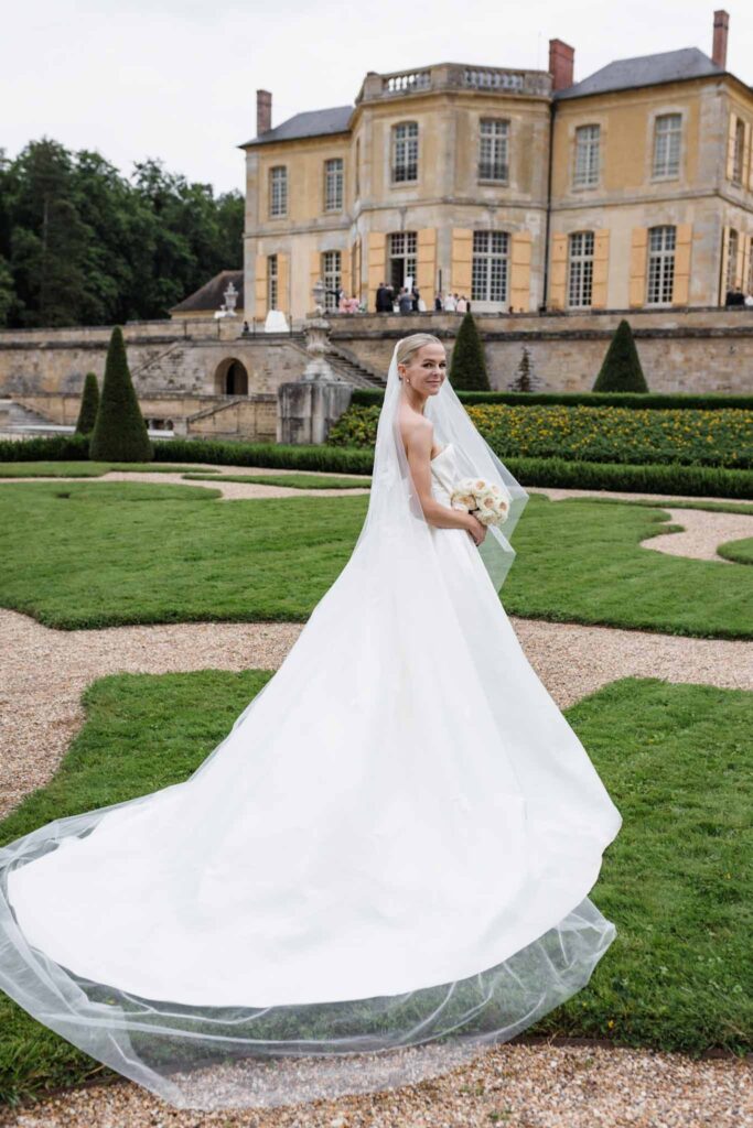 Villette Dream Paris Wedding bride white long gown long veil