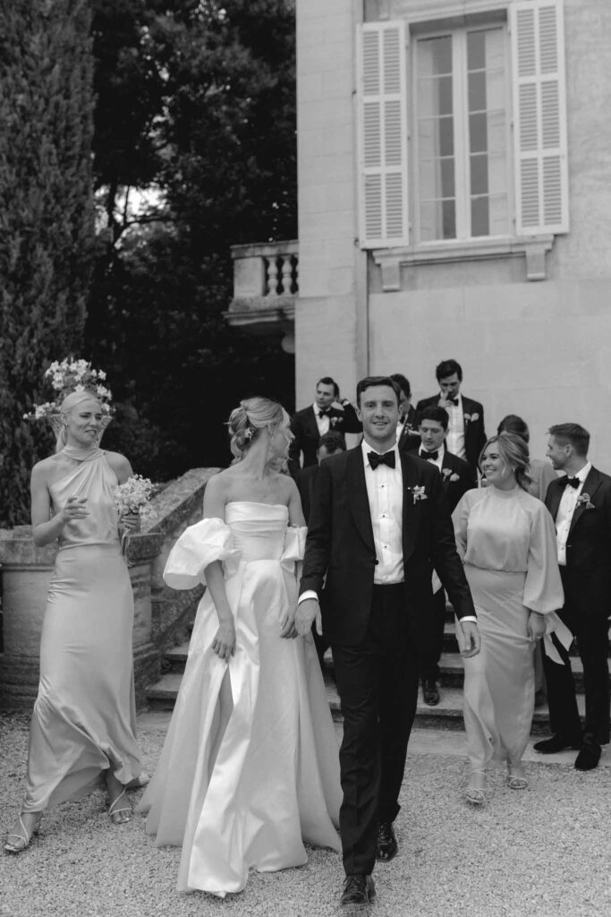 Chateau de Martinay Despinoy Wedding bride groom walking guests backgroundjpg