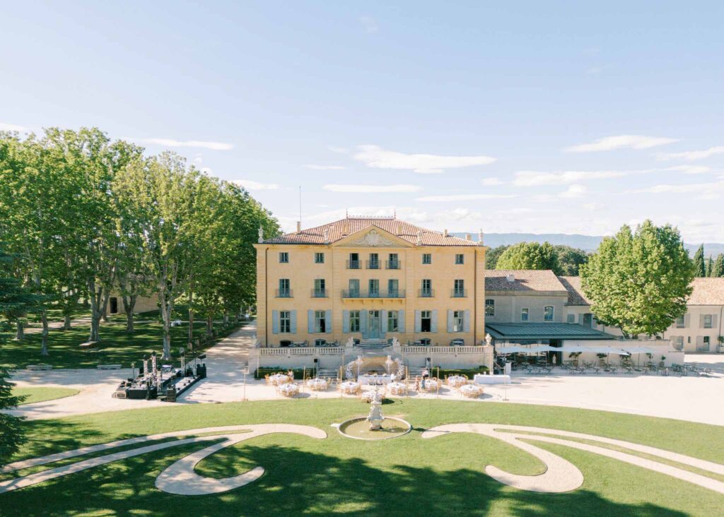 g.dominic m.marechal reception area outside chateau garden