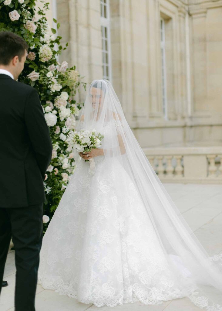 saint martin H.Clark bride veil on front groom ceremony