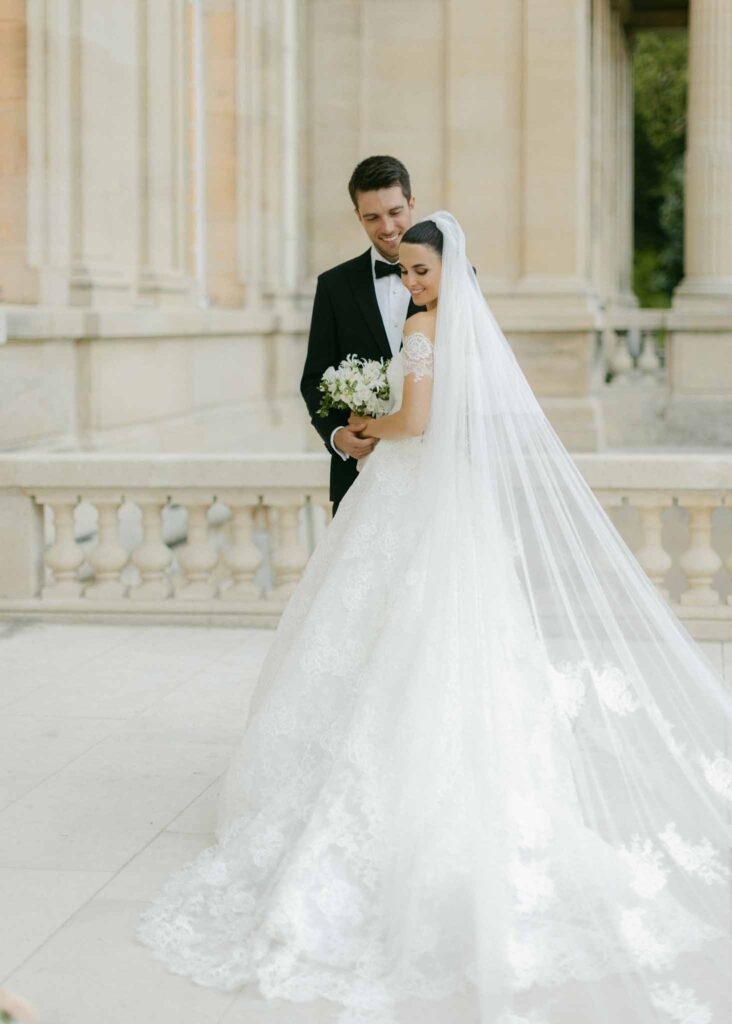 saint martin H.Clark groom looking at bride smiling long veil