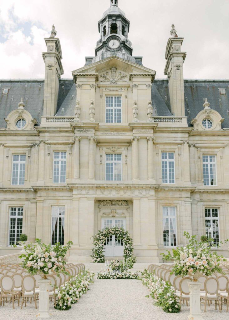 Chateau de Saint-Martin du Tertre ceremony