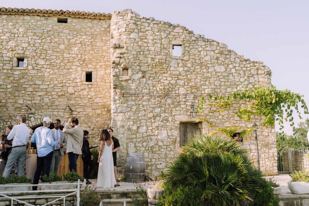 Clos d Hullias Ozaria brick old vintage ruined building plants hanging gustes standing