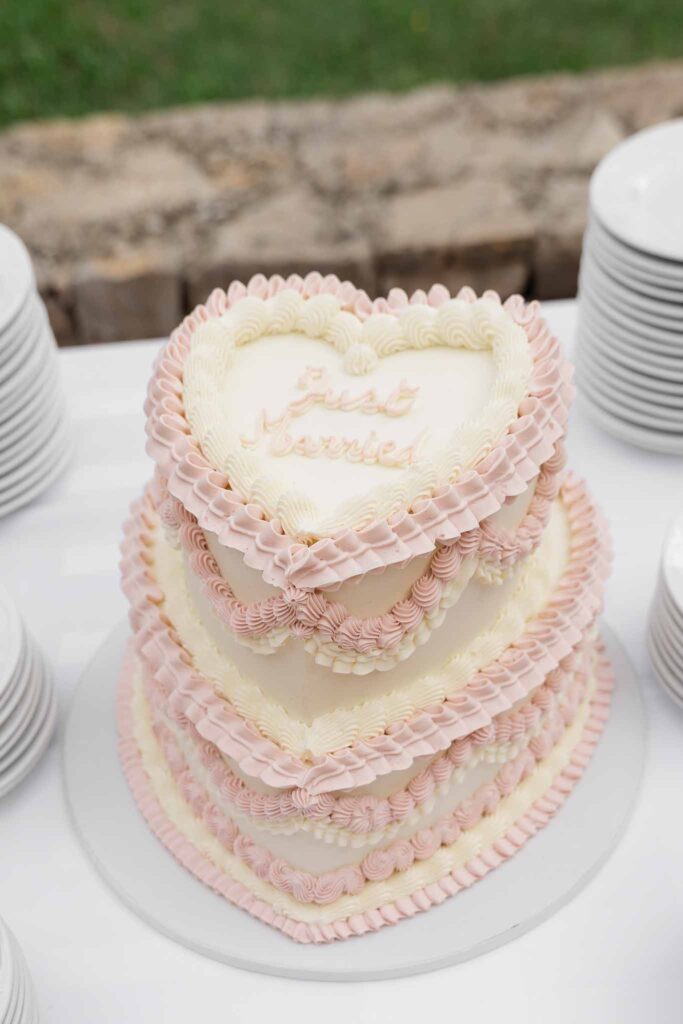 lesCrostes Ingrid two teir heart shape pink white cake