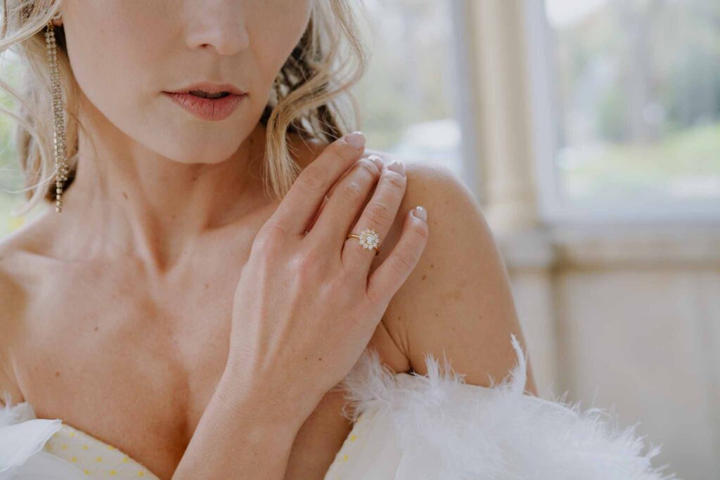 Prunay Theatre of Real Life n.reznik detail shot bride hands shoulder engagement ring