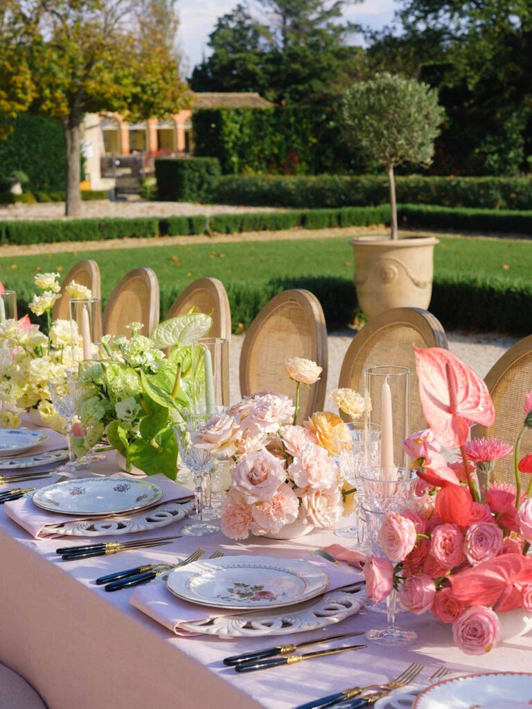 spring wedding chateau de tourreau french wedding style 24